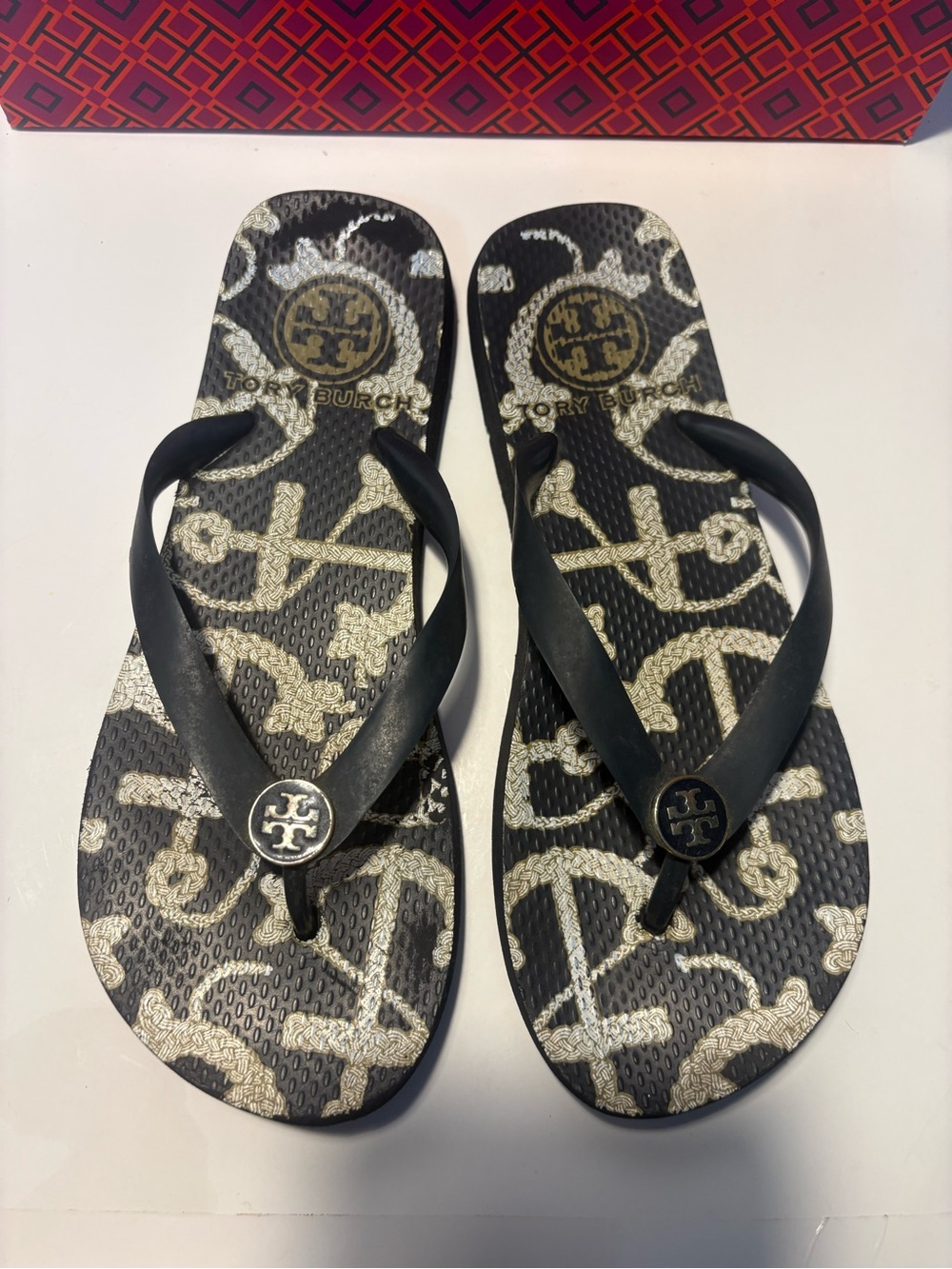 Tory Burch Black and Cream Logo Pattern Flip Flops